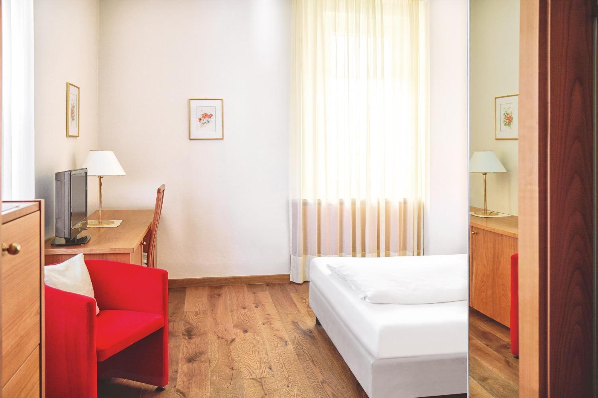 Hotel Sonnenhof Мерано Екстериор снимка